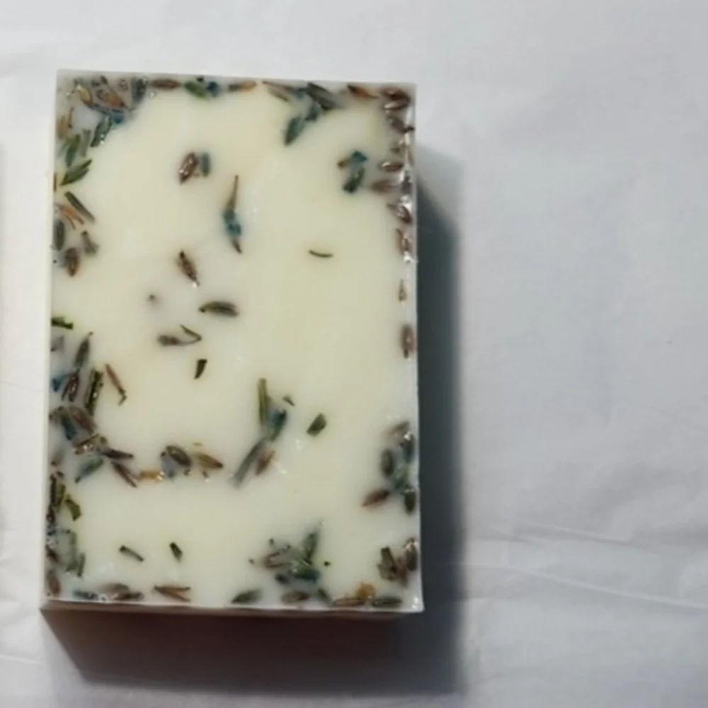 LAST 1❤️Hand Crafted Lavender Lemonade Shea Butter Soap 4oz. Bar - Picture 2 of 3